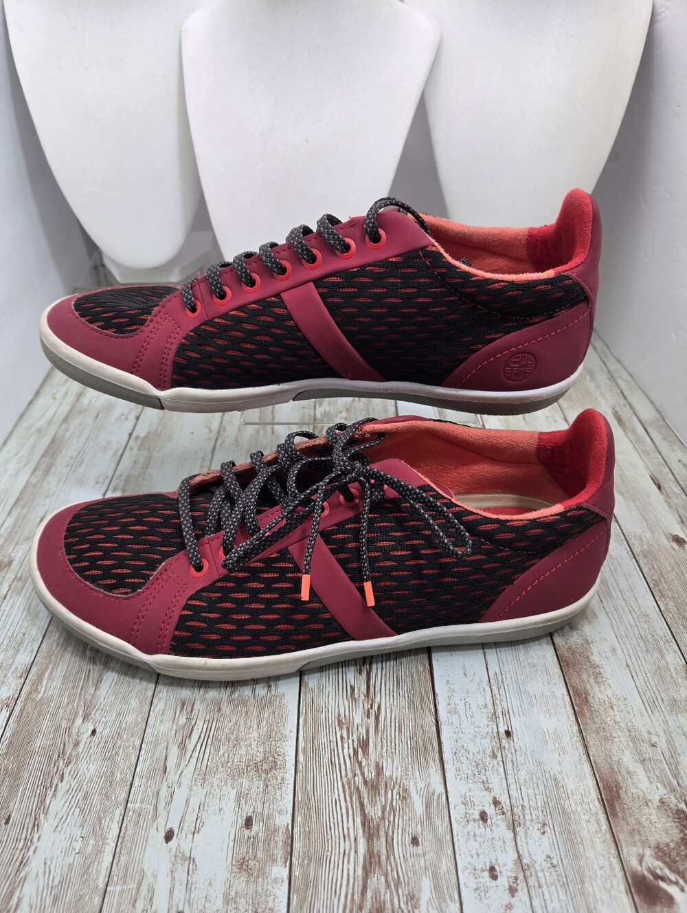 🔥 PLAE Prospect Low Top Sneakers Maroon Red Black Mesh Women’s 9.5 W / Men’s 8